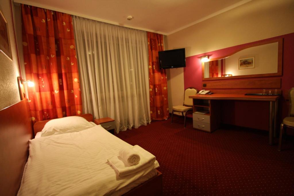 Hotel Orion Сосновец Номер фото